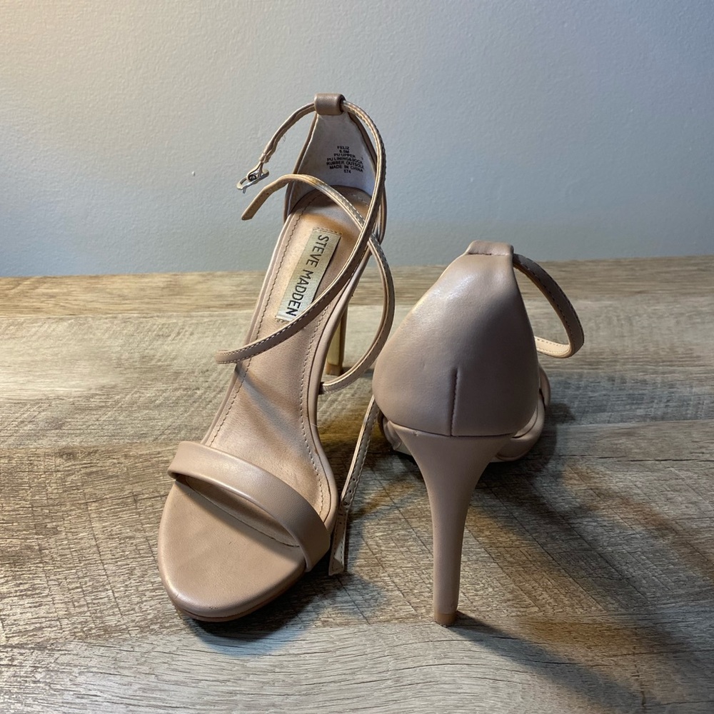 Steve Madden Nude Heels